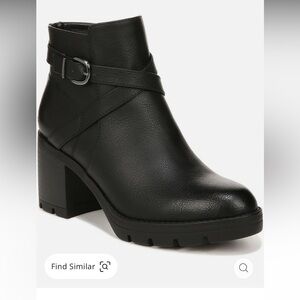 Naturalizer Black Heeled Ankle Boots Size 8